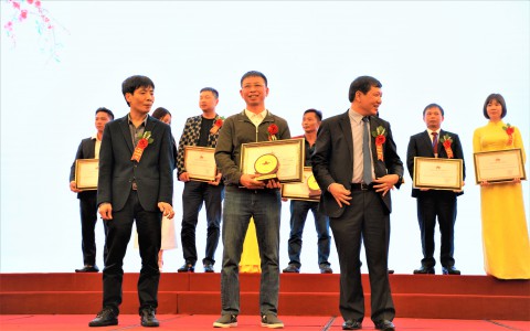 Nghệ nhân Nguyễn Phương Hồng: Hạnh phúc là sự sẻ chia kịp thời, đúng lúc và xuất phát từ sự rung động của con tim